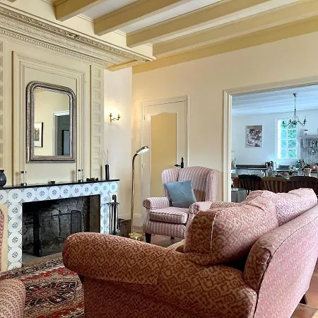 Villa Demeure De Charme, Entre Riviere Et Piscine Flaujagues